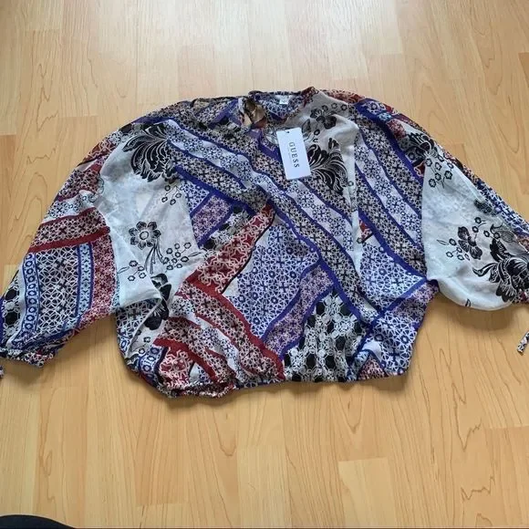 New Printed Guess Top - Picture 1 of 5